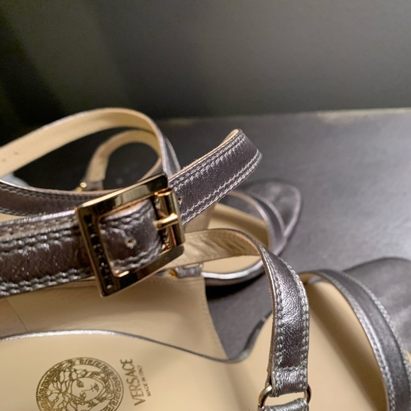 Versace Metallic Heeled Sandals - Picture 5 of 8